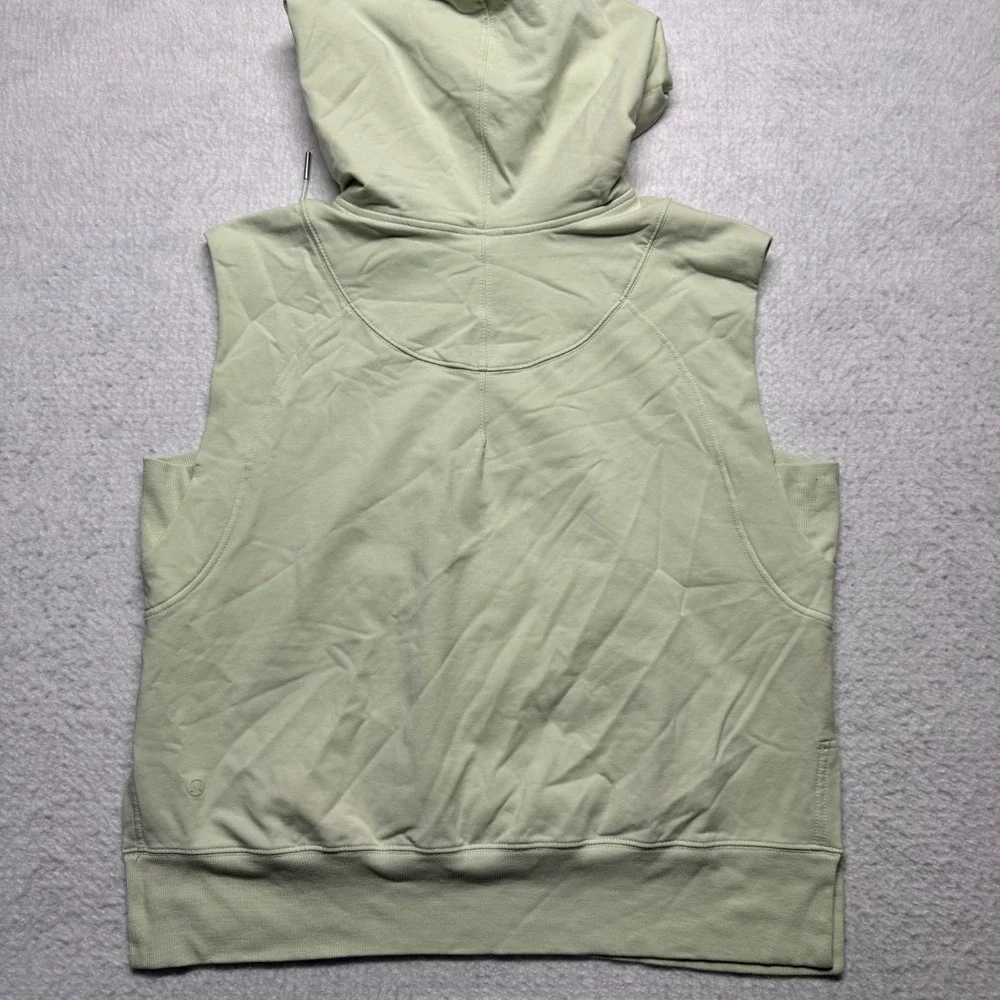 Lululemon Sleeveless Hoodie Athletic Light Green Women's Size‎ 6 (Small)